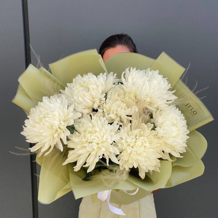 Букет одноголовых хризантем  в Москве