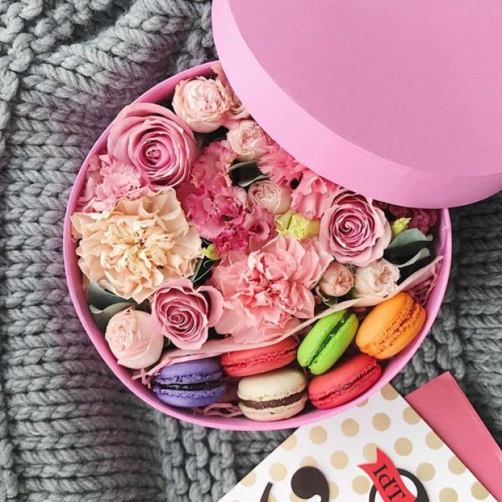 Цветочный бокс пинк в Москве