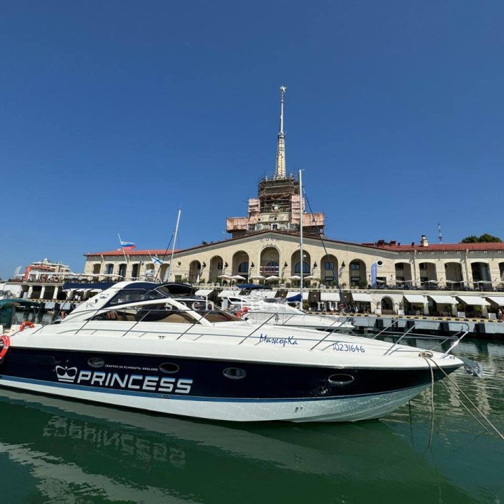 Яхта МажорКа в Москве