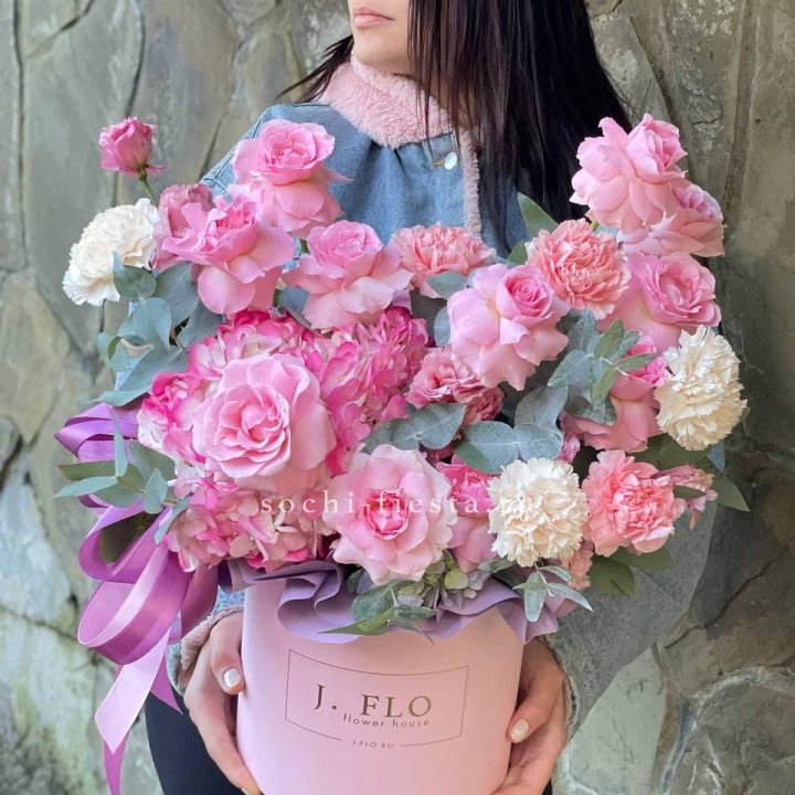 Цветочный бокс "Эсмиральда" в Москве