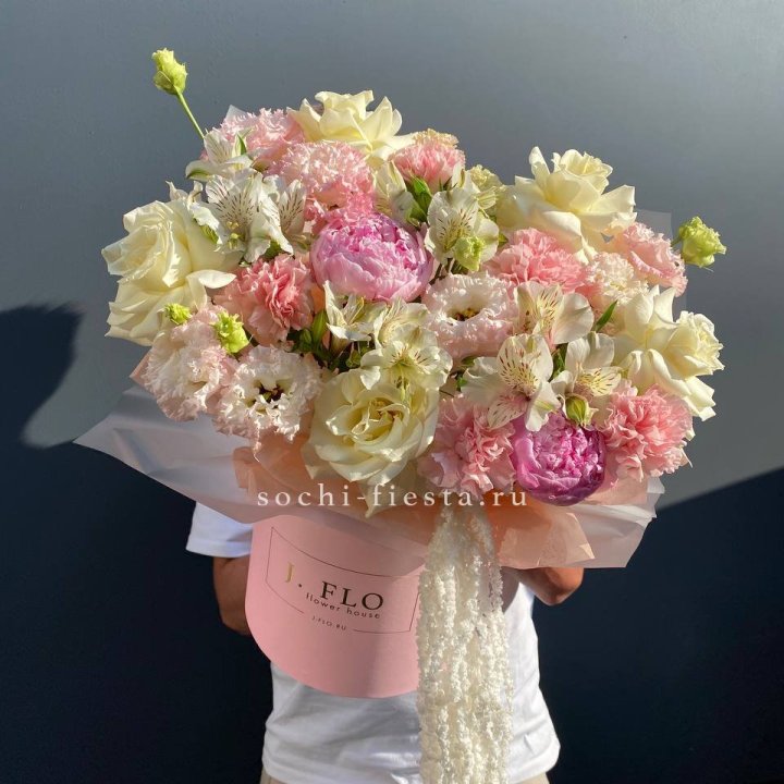 Дизайнерский бокс "Альфина" в Москве