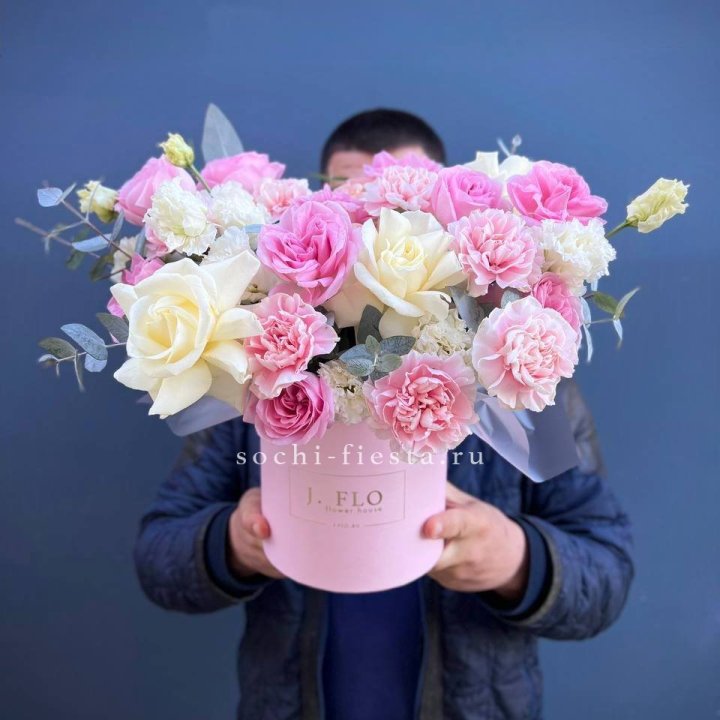 Цветочный бокс "Памела" в Москве