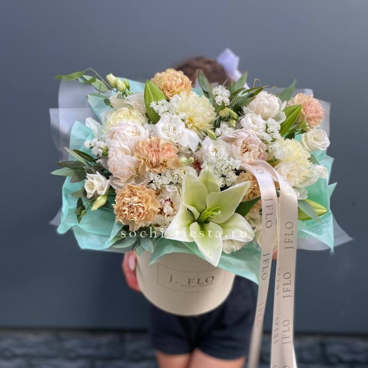 Дизайнерский цилиндр "Амвайл" в Москве