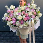 Заказать БОЛЬШИЕ БУКЕТЫ в Москве с доставкой и по самым низким ценам