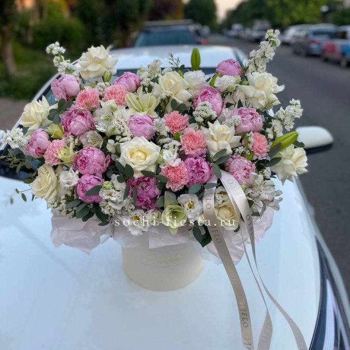 Дизайнерский цилиндр "Вау-3" в Москве