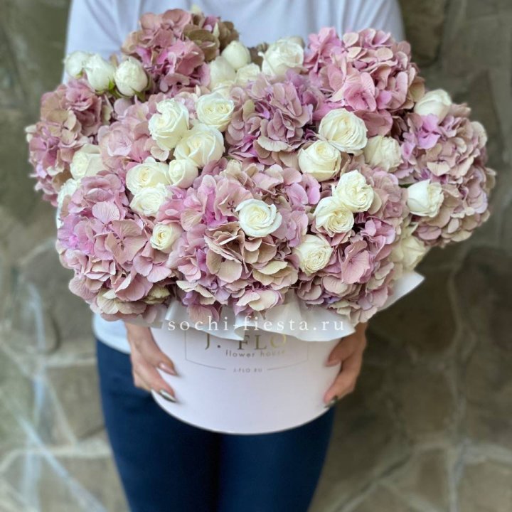 Бокс "Изобела пинк" в Москве