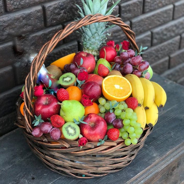 Фруктовая корзина №2 в Москве