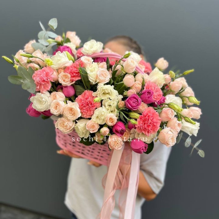 Цветочная корзина "Флоренция" в Москве