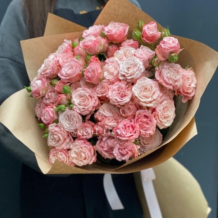 Пионовидные розы Bombastic №2 в Москве