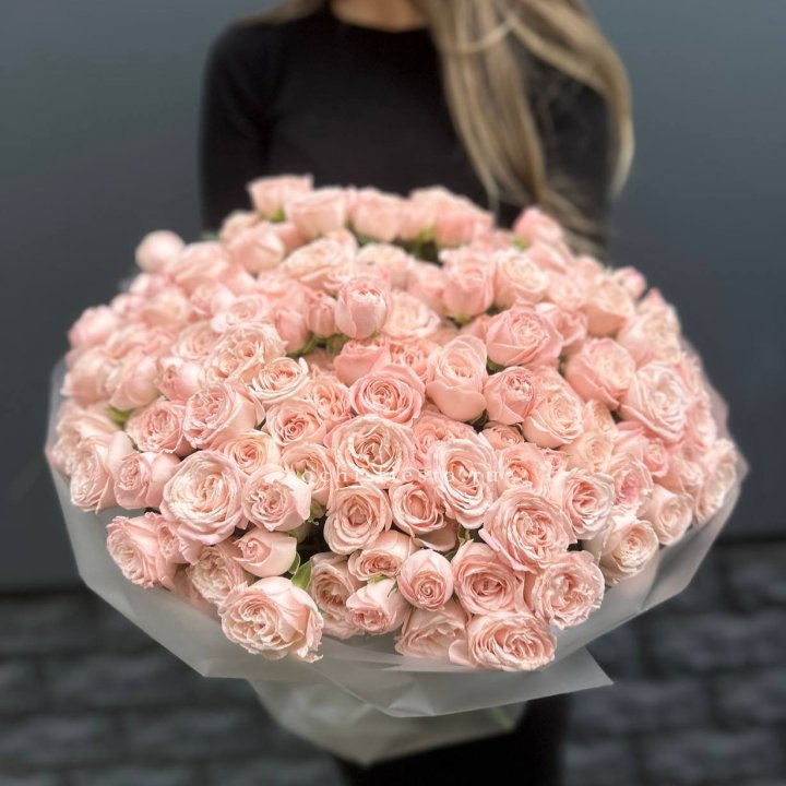 51 кустовая роза Бомбастик в Москве