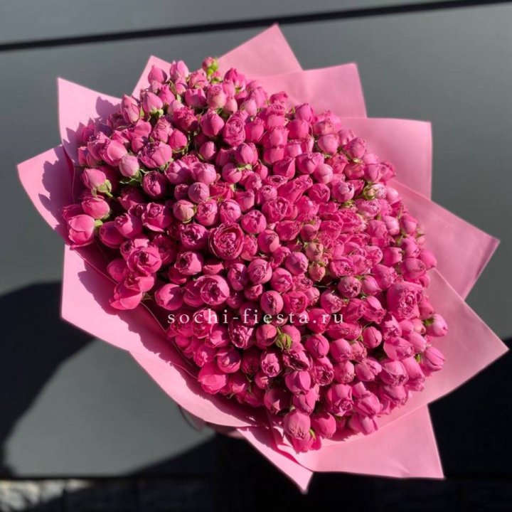 151 кустовая роза в Москве