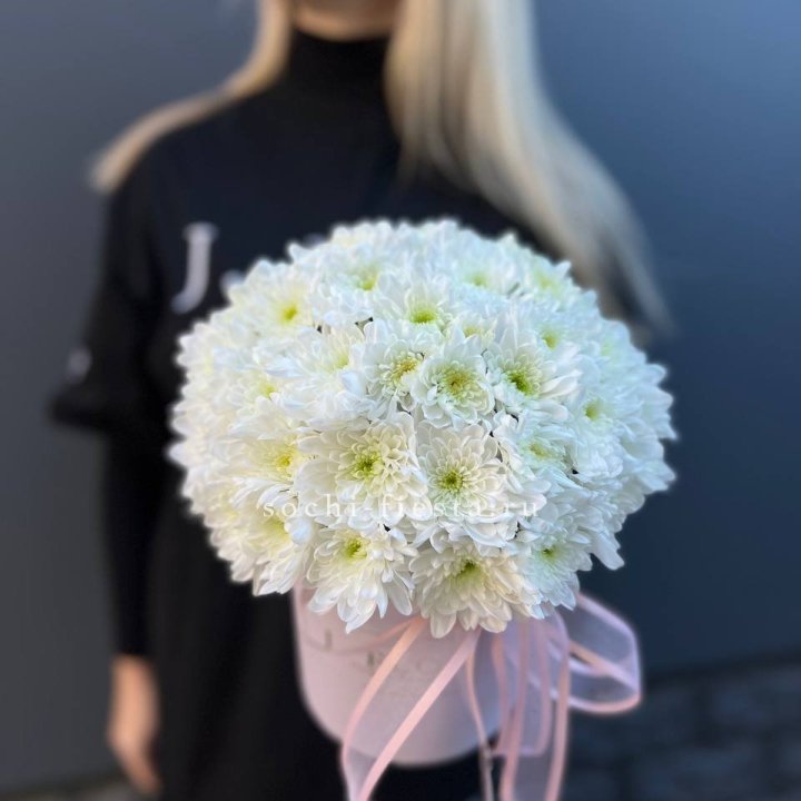 Коробка с хризантемами №1 в Москве