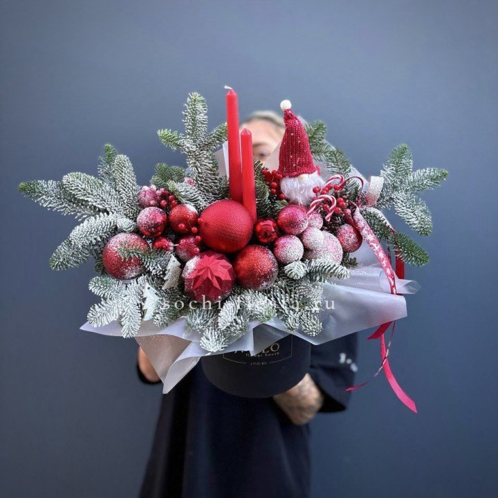 Композиция "Мери крисмас ред" в Москве