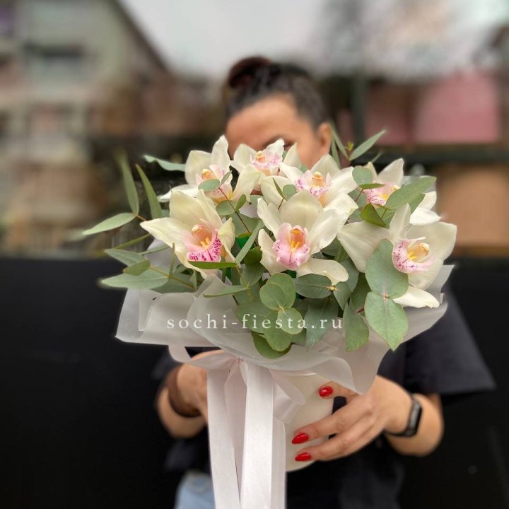 Бокс с орхидеями в Москве