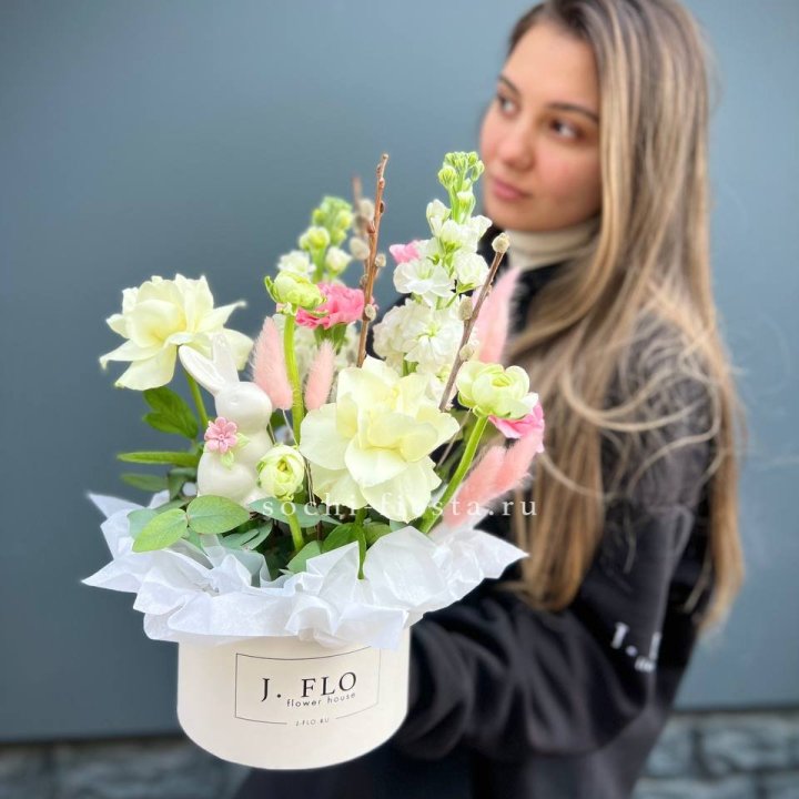 Цветочный бокс "Пасхальная композиция" в Москве