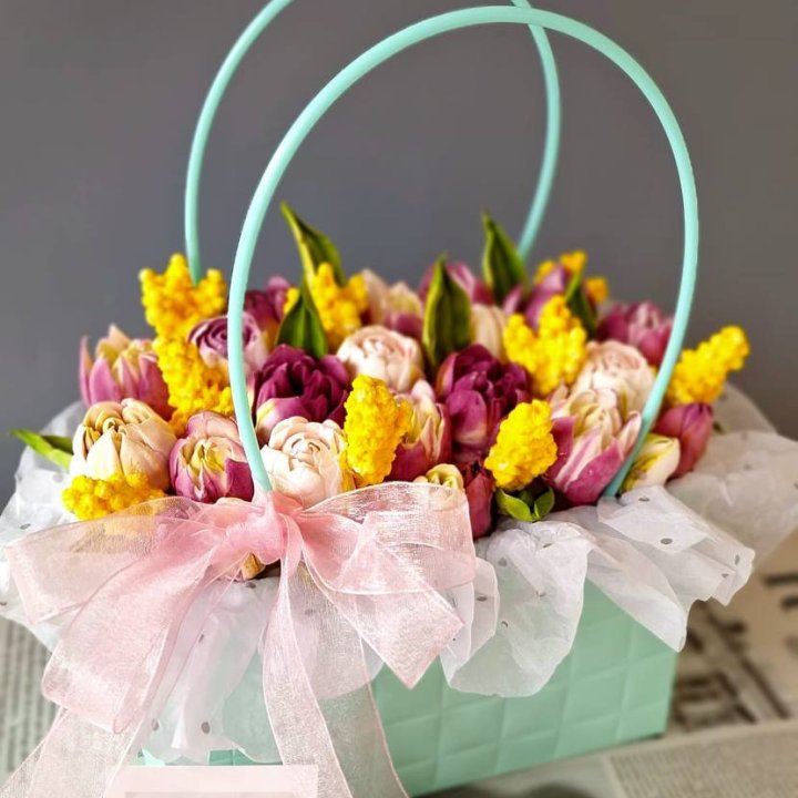 Тюльпаны в сумочке из зефира в Москве