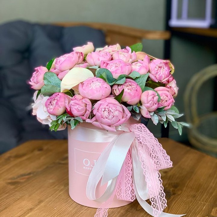 Композиция с пионами №1 в Москве