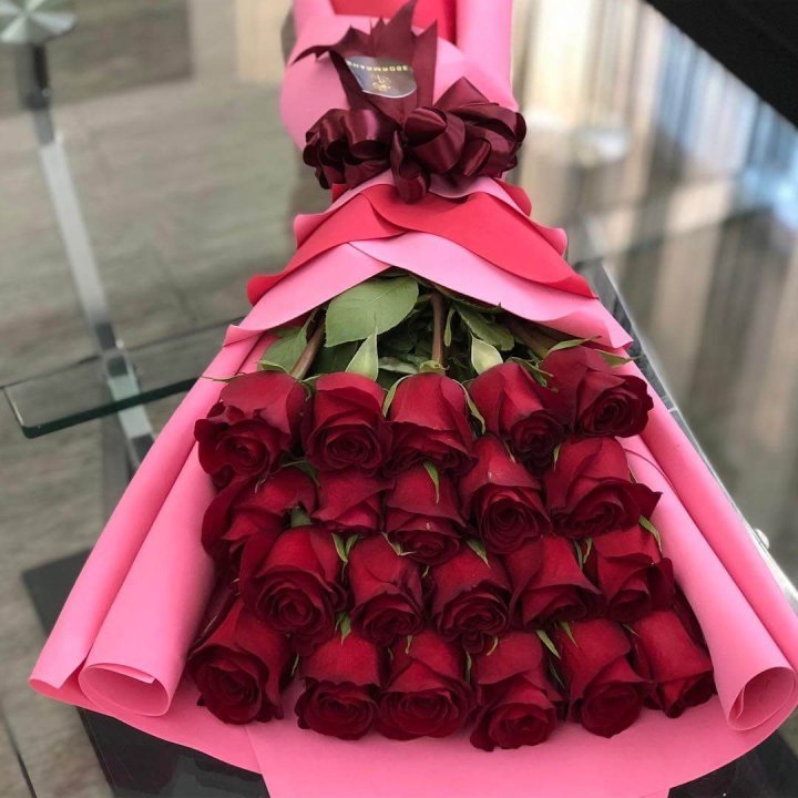 21 красная роза "Элеганс" в Москве