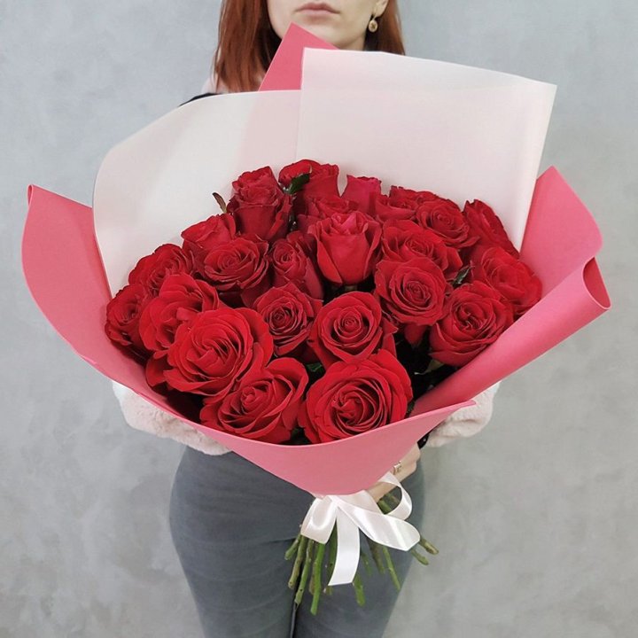 25 Красных роз рози вайт в Москве