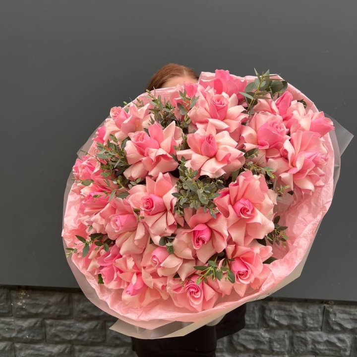  25 розовых французских роз в Москве