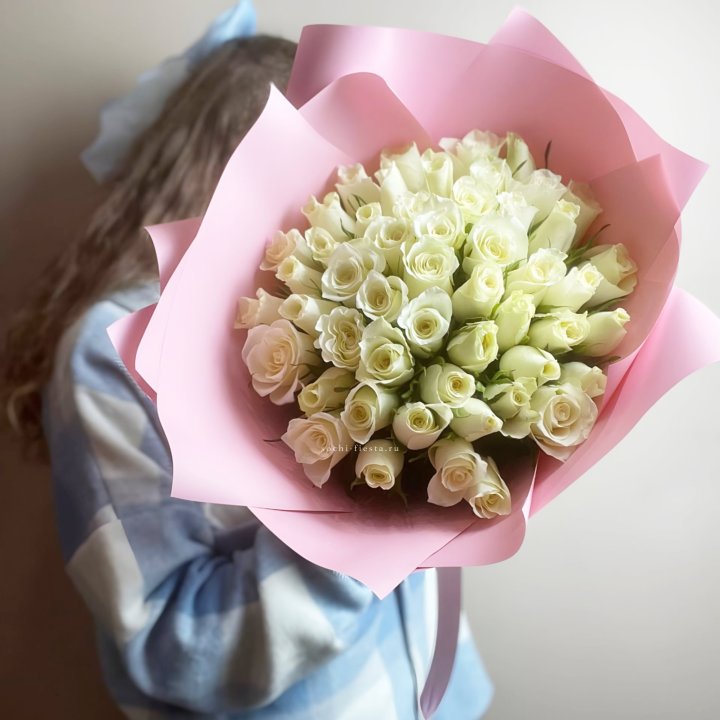 Букет из 51 белой розы (Кения) в Москве