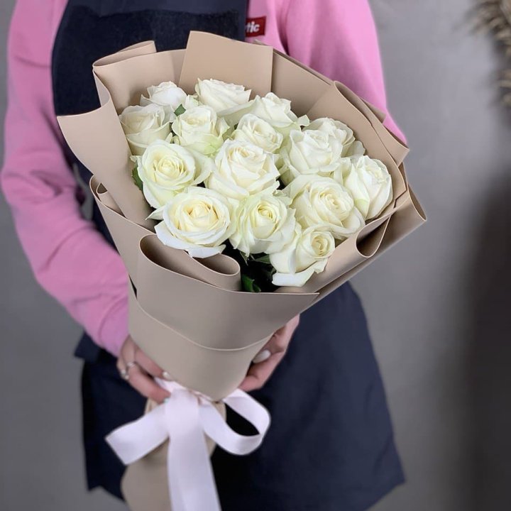 15 белых роз миракли в Москве