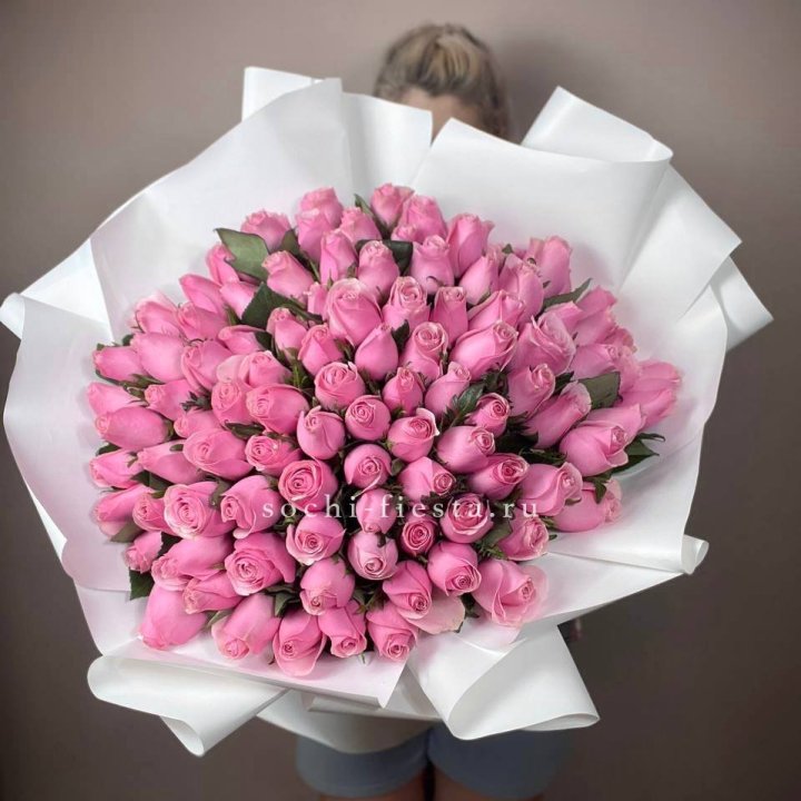 101 роза селеб в Москве