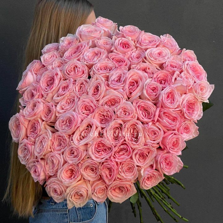 75 роз Охара в Москве