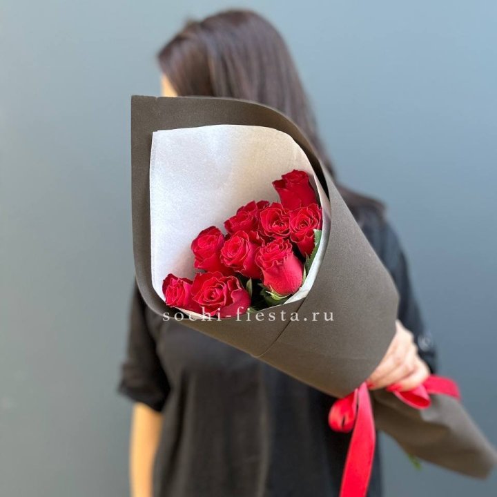 9 красных роз в фоамиране в Москве
