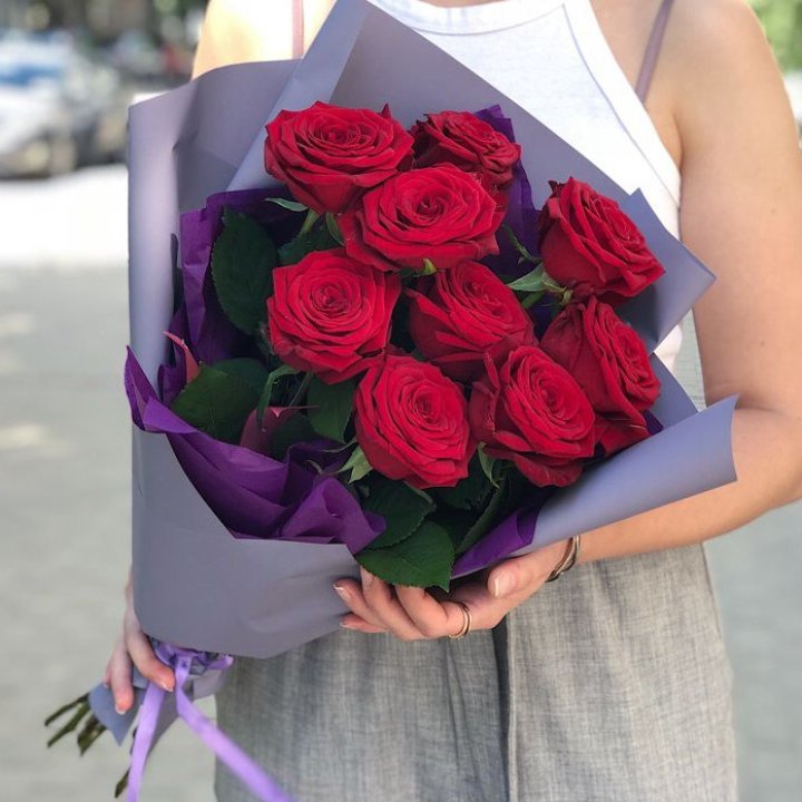 9  красных роз №1 в Москве
