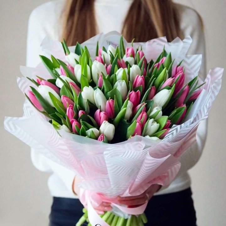 Букет тюльпанов "Лолита" в Москве