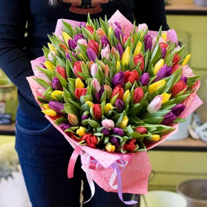 101 тюльпан "Джуси" в Москве